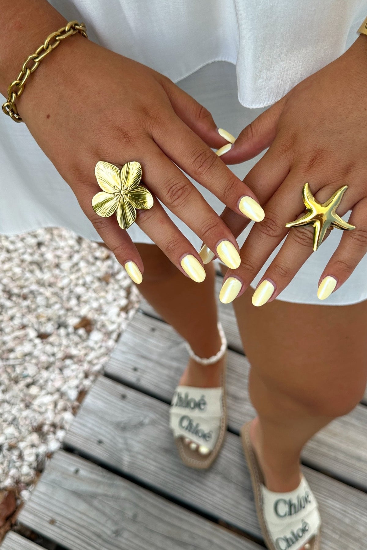 Grote Bloem Ring Goud