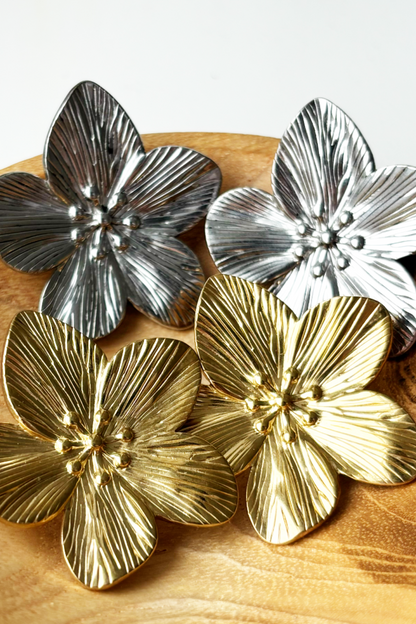 Statement bloem oorbellen Oorbellen